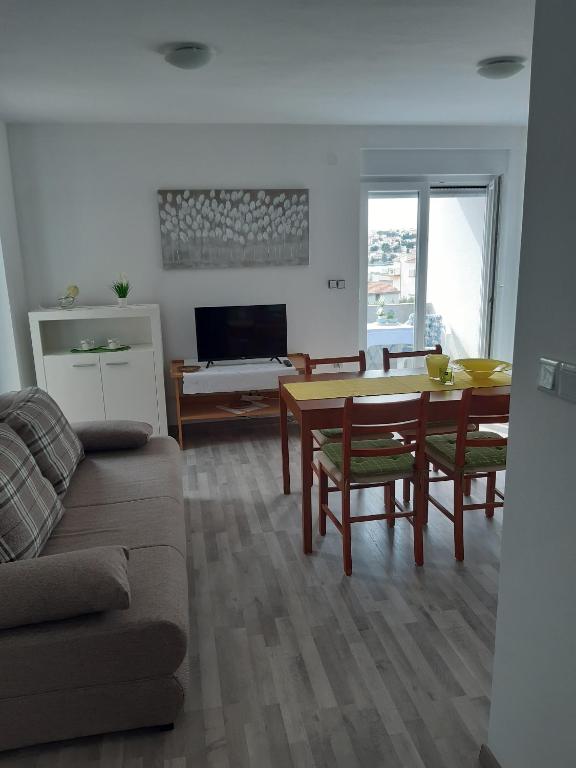 Fotografia z galérie ubytovania Apartments by the sea Zatoglav, Rogoznica - 17291 v Rogoznici
