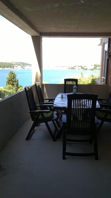 Fotografia z galérie ubytovania Apartments by the sea Zatoglav, Rogoznica - 17291 v Rogoznici