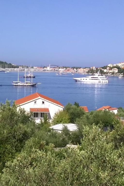 Fotografia z galérie ubytovania Apartments by the sea Zatoglav, Rogoznica - 17291 v Rogoznici