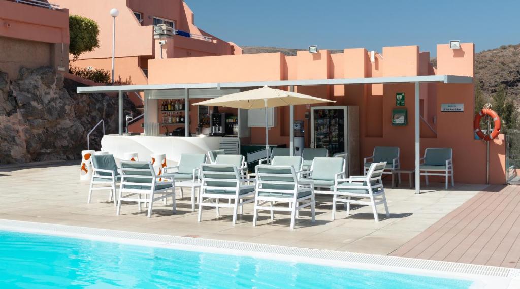 The swimming pool at or close to Marina Elite