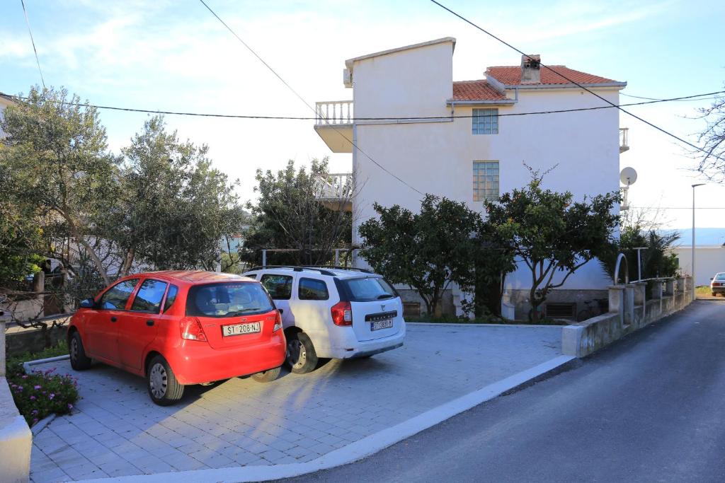 Fotografia z galérie ubytovania Apartments with a parking space Podstrana, Split - 17053 v destinácii Podstrana