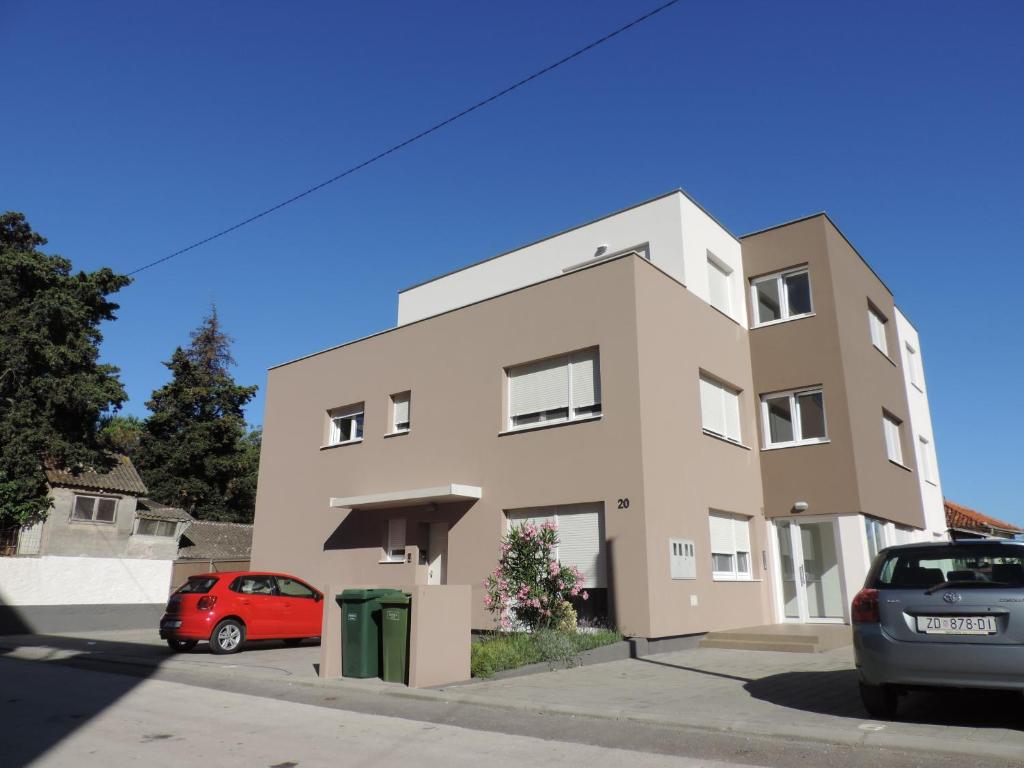 Budova, v ktorej sa apartmán nachádza