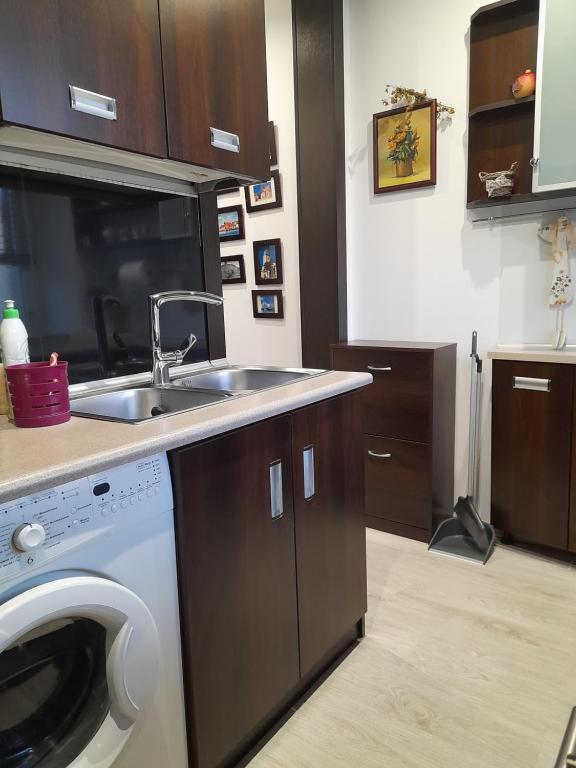 Kuchyňa alebo kuchynka v ubytovaní Apartament Mieszkanie w Helu