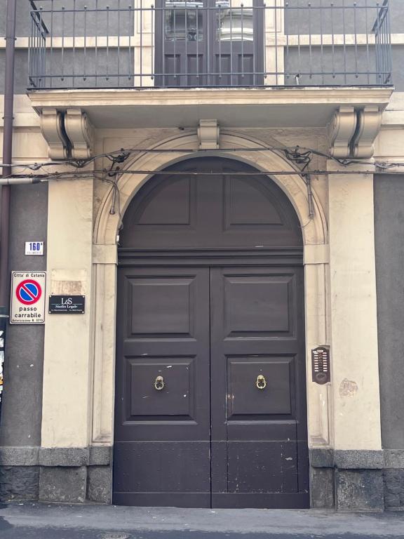 Fasada lub wejście do obiektu Sofia Katane Suites