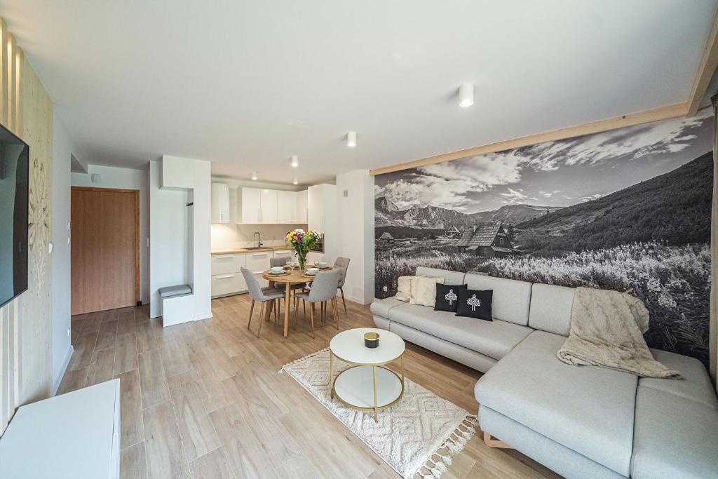 Kuchyň nebo kuchyňský kout v ubytování Apartamenty Osada Antałówka Zakopane