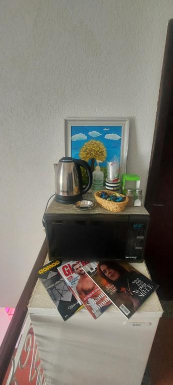 Đồ ăn tại/gần nhà khách