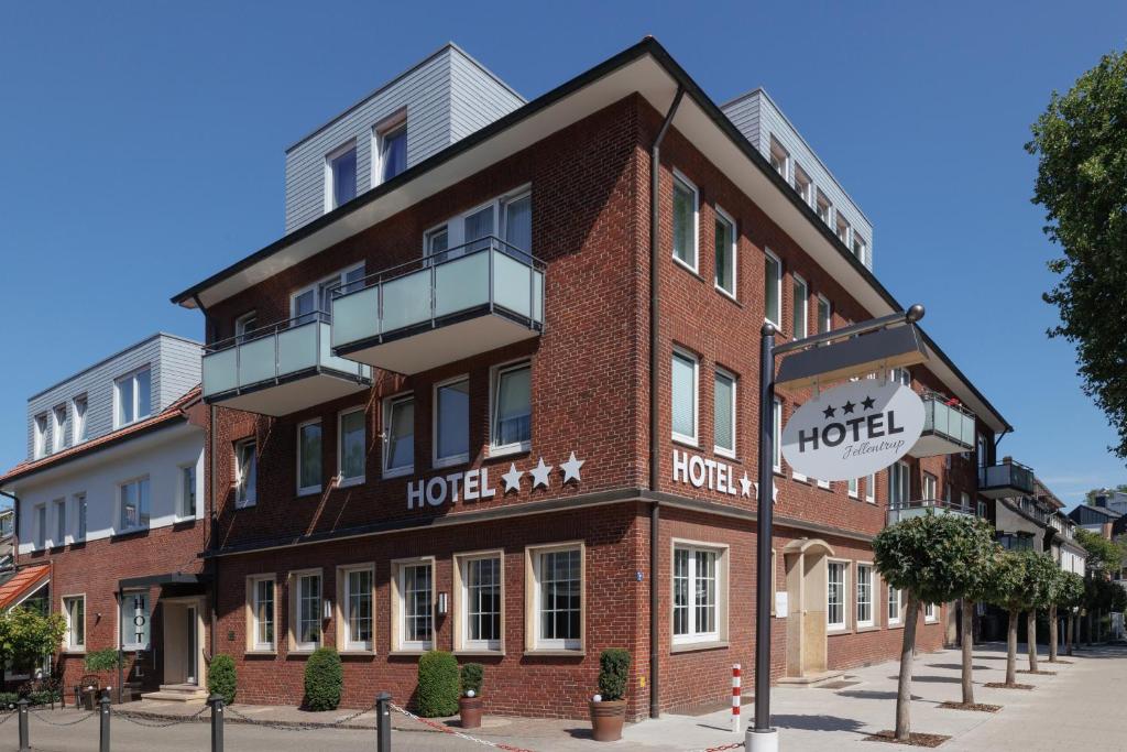 a hotel on the corner of a street at Hotel Jellentrup in Münster