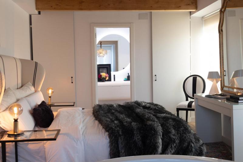 A bed or beds in a room at Casa Pepin