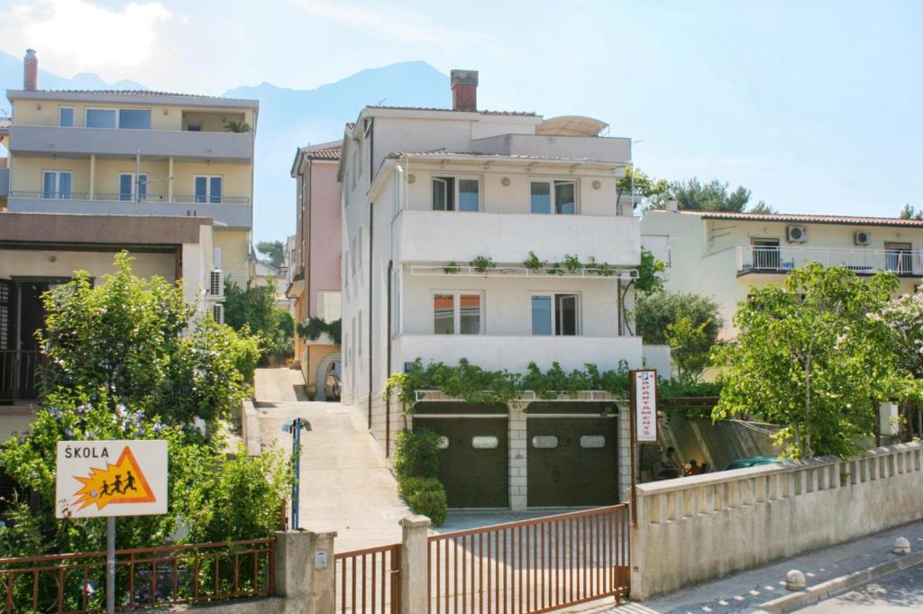Fotografie z fotogalerie ubytování Apartments with a parking space Baska Voda, Makarska - 17331 v destinaci Baška Voda