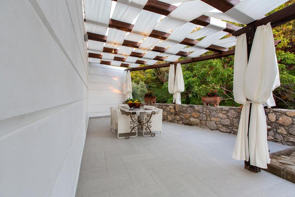 Balkon lub taras w obiekcie Il mulino luxury house