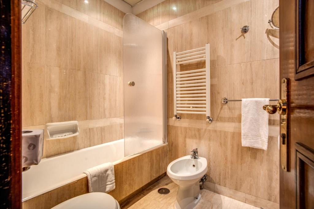 Hotel Della Torre Argentina - Resim 40