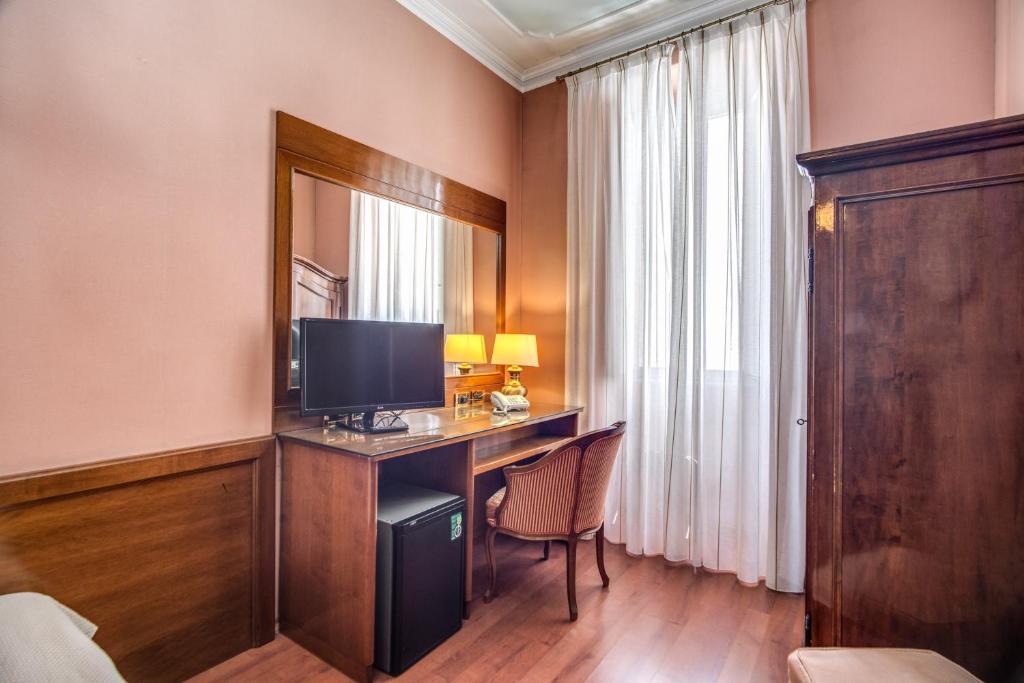 Hotel Della Torre Argentina - Resim 14