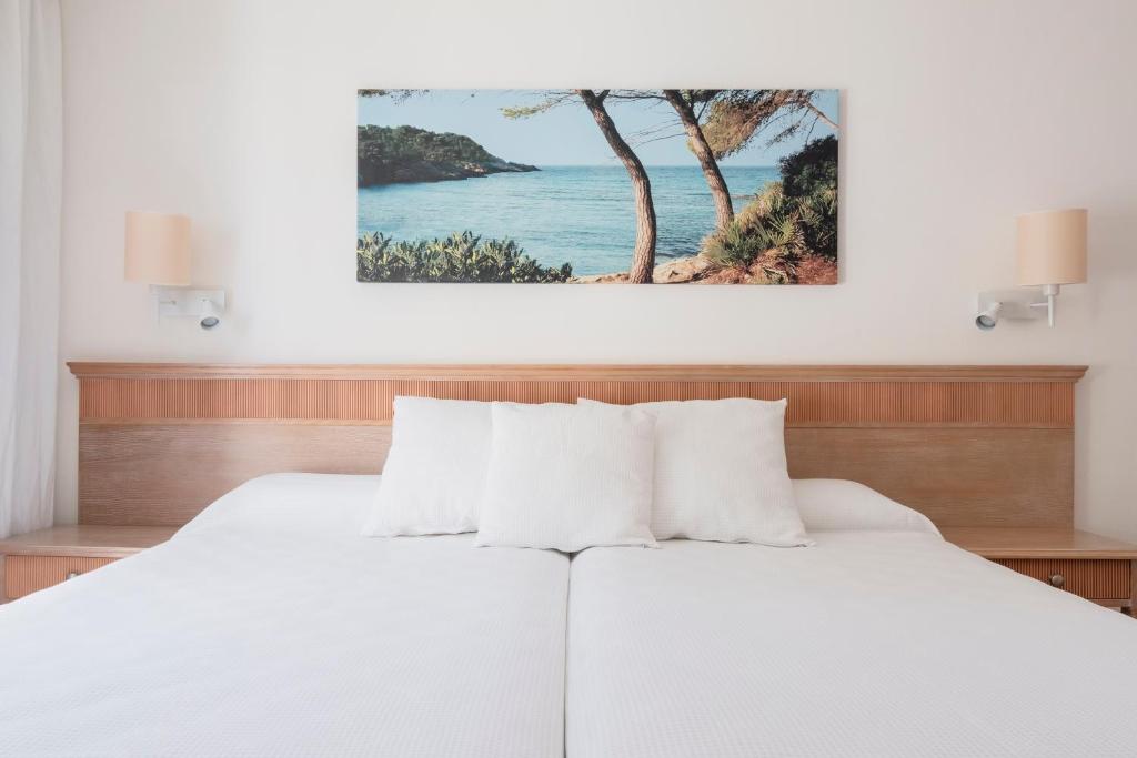 Iberostar Waves Club Cala Barca All Inclusive - 
