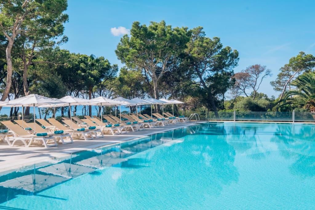 Booking.com: Hotel Iberostar Club Cala Barca All Inclusive ...