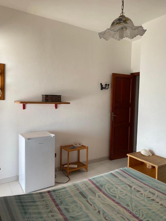 Fotografie z fotogalerie ubytování Vacanze Salina camera matrimoniale con terrazzo v destinaci Lingua