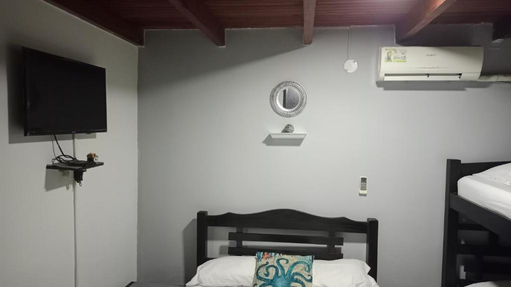 Postel nebo postele na pokoji v ubytování Sea Star Inn