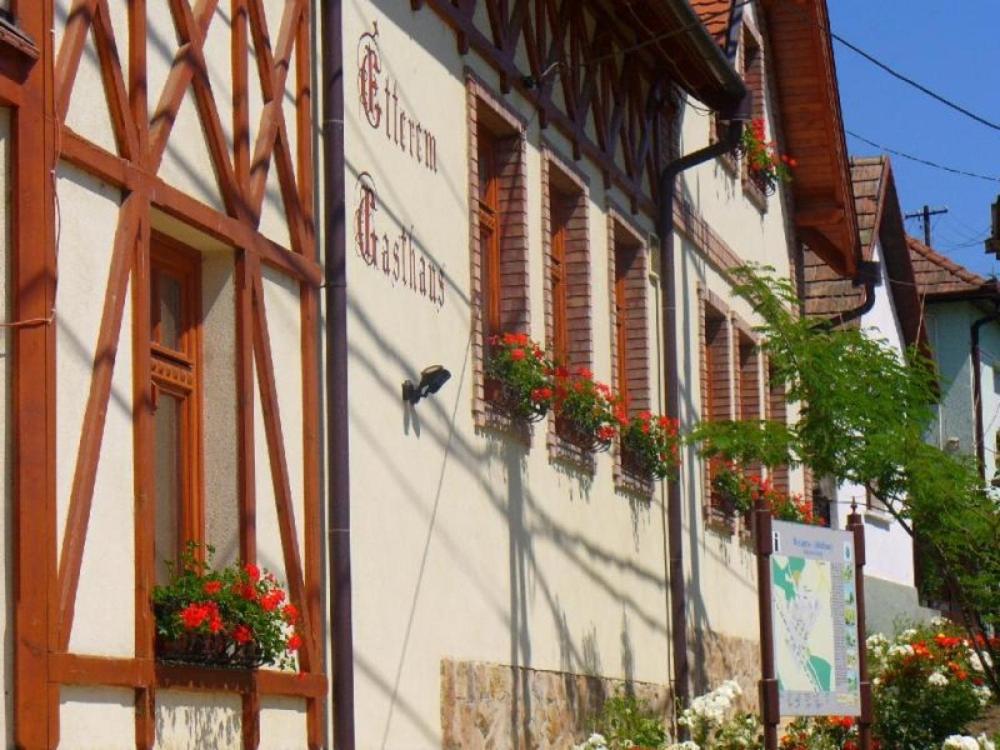 Budova, v ktorej sa ubytovanie bed & breakfast nachádza