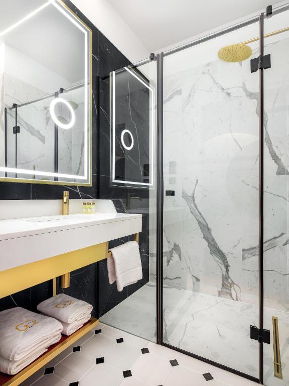 Hotel Golden Queen - Resim 40