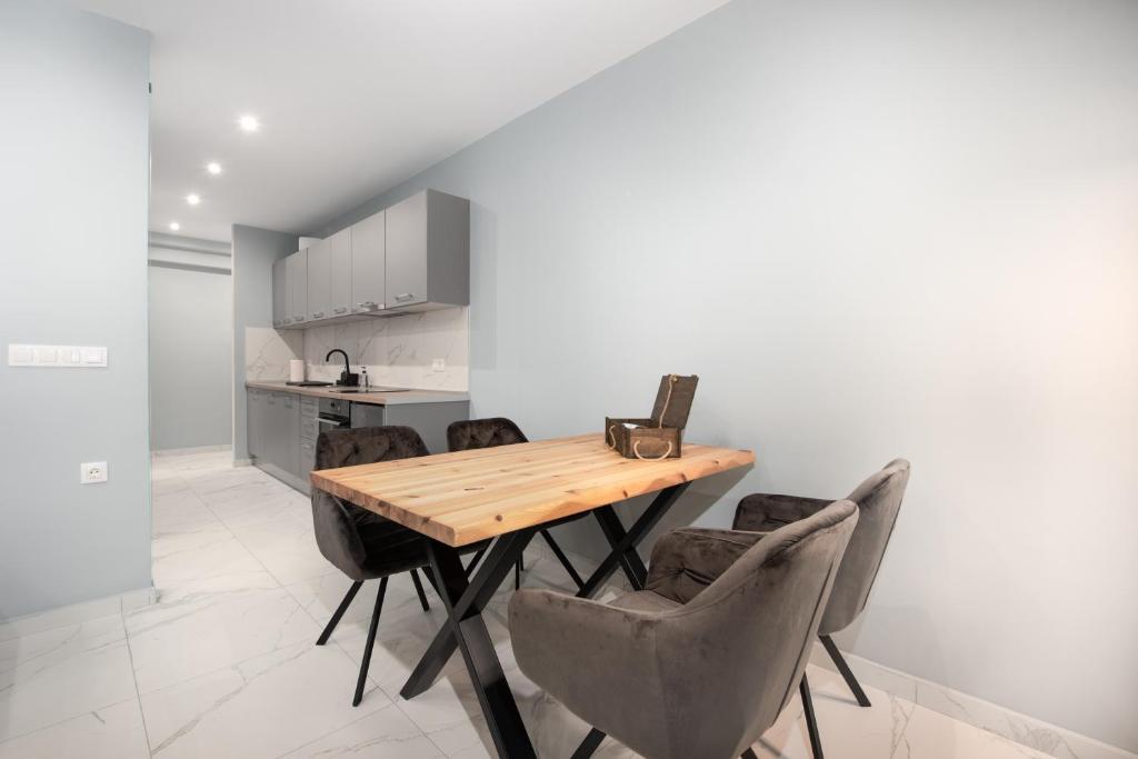Kuchyňa alebo kuchynka v ubytovaní Sea & City LUXURY SUITE
