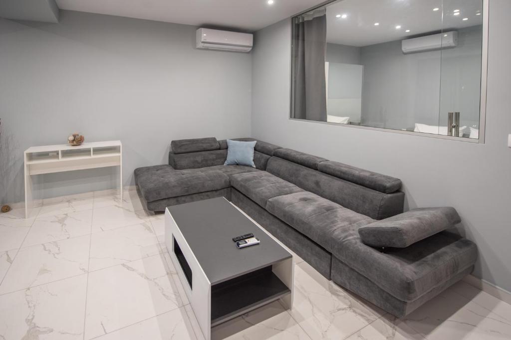Posedenie v ubytovaní Sea & City LUXURY SUITE