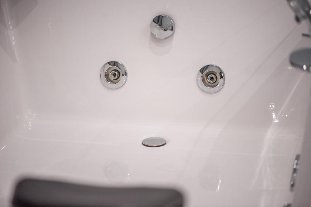 Kúpeľňa v ubytovaní Sea & City LUXURY SUITE