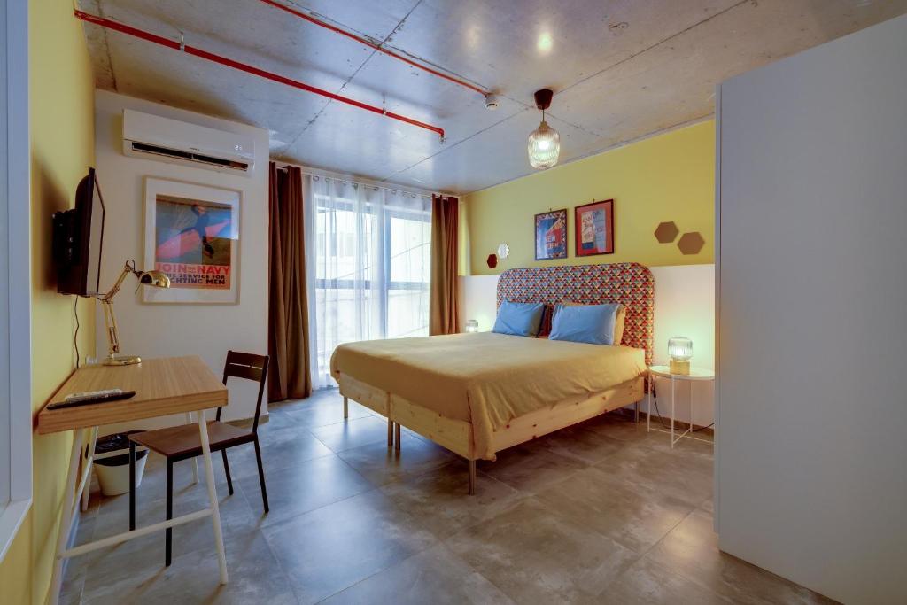 Sliema Creek Suites - Family Studio