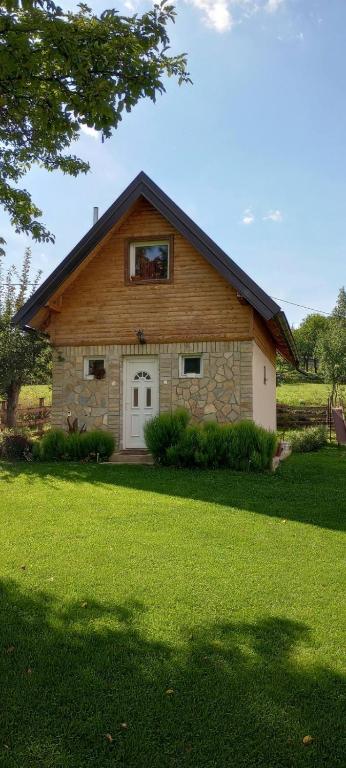 The building in which the holiday home is located