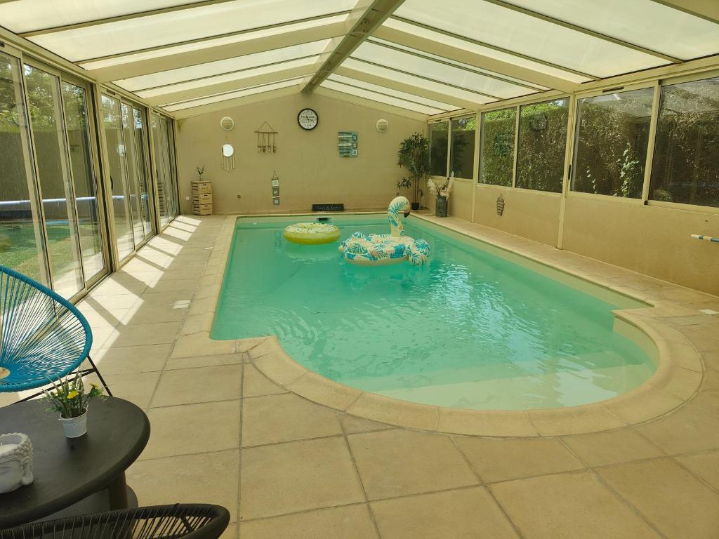 Gîte Les Piraudières - Two-Bedroom Apartment