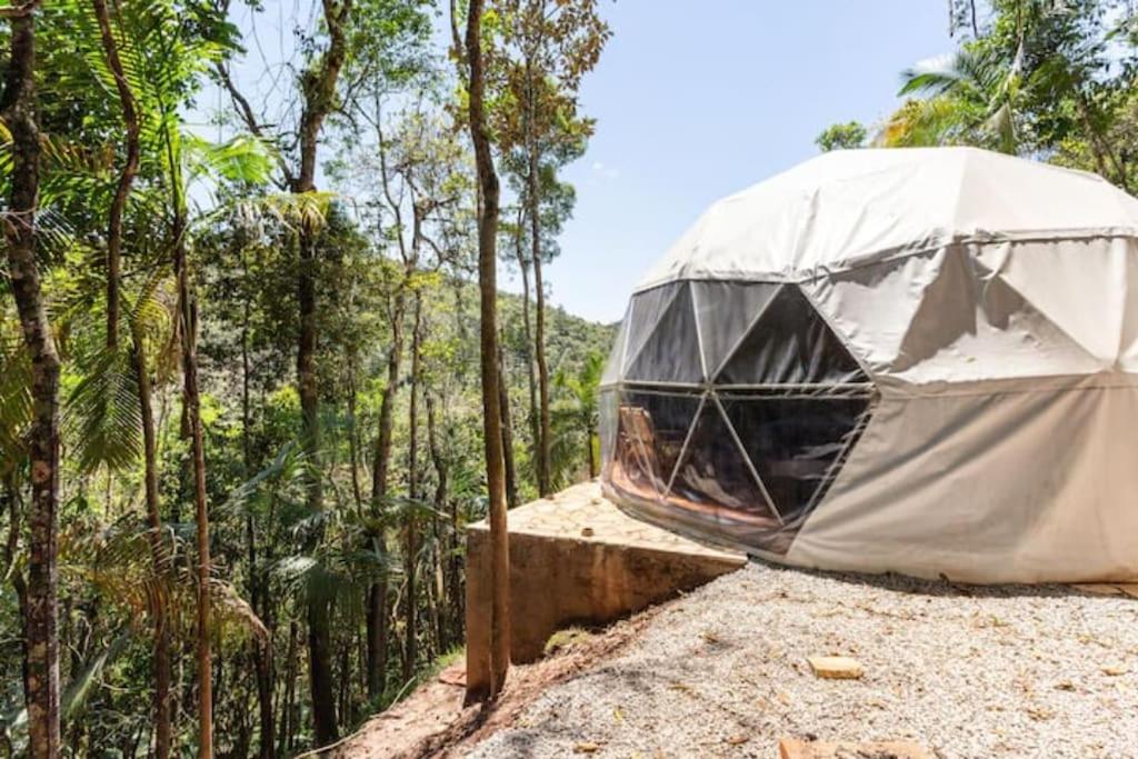 Příroda nedaleko luxury tent