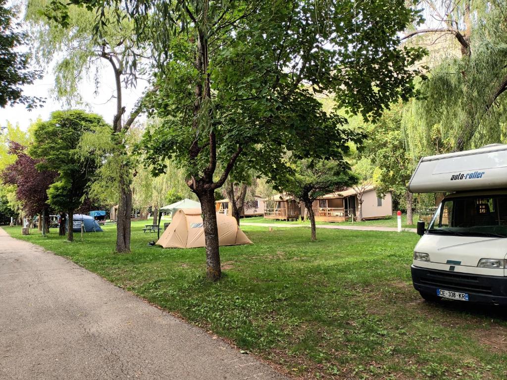 Camping du lac - Terrain Vide