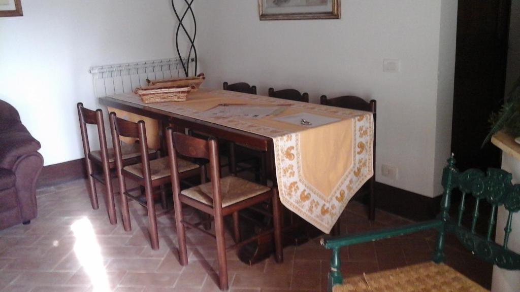Zdjęcie z galerii obiektu Appartamento con vista panoramica w mieście Pienza