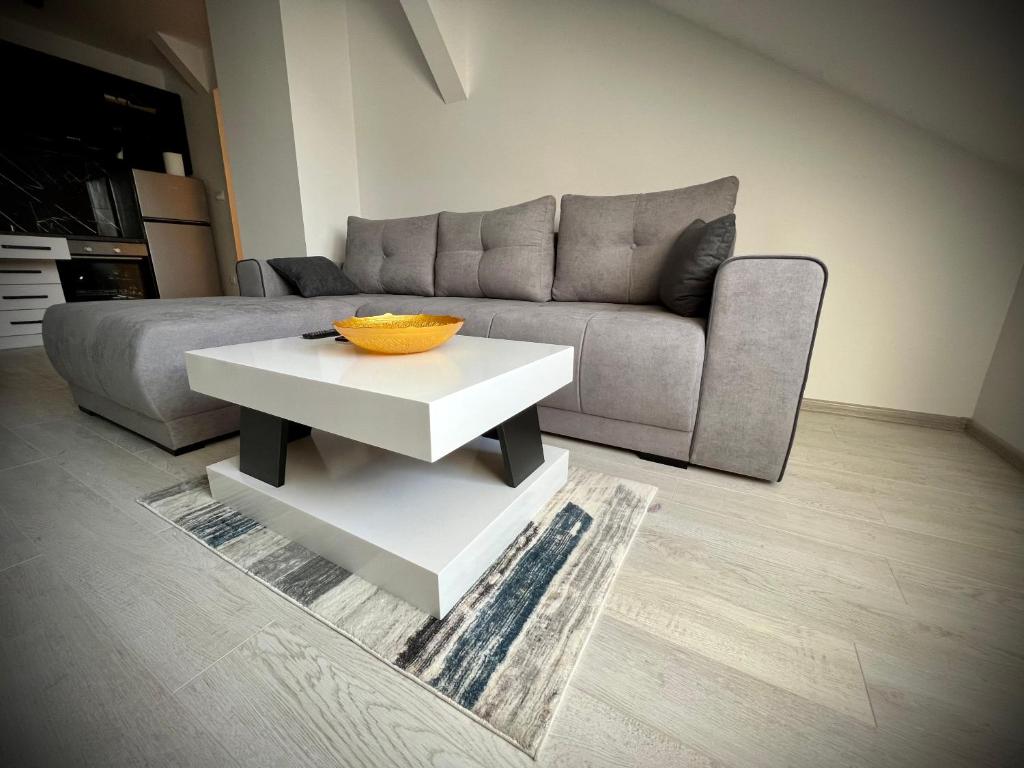 Posezení v ubytování Lux Apartman Rudnik