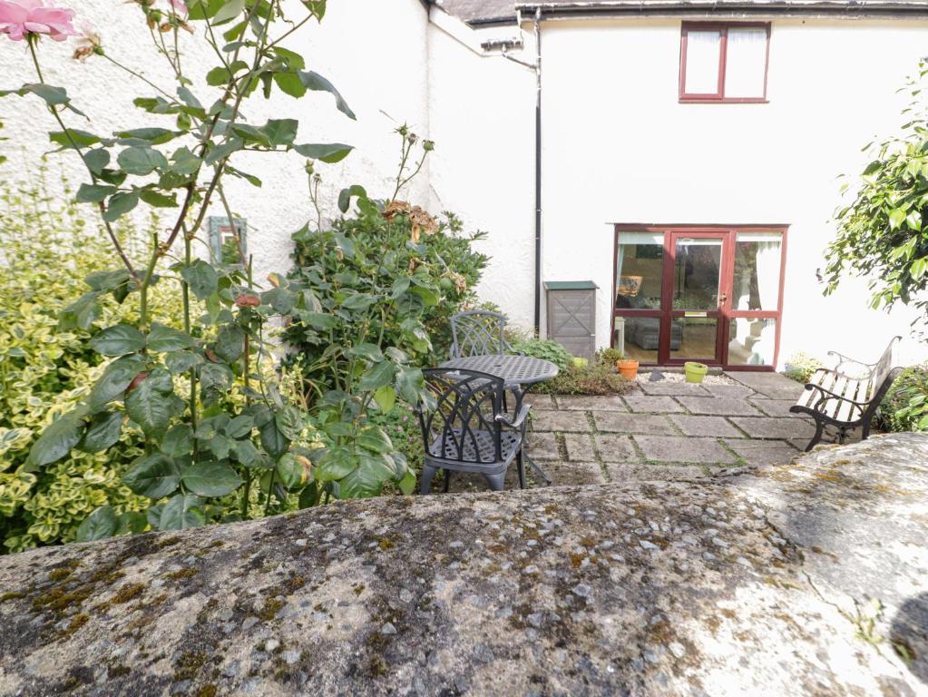 Mews Cottage, Llanrwst (updated prices 2024)