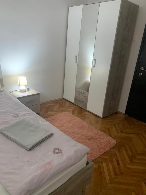 Postel nebo postele na pokoji v ubytování Lana