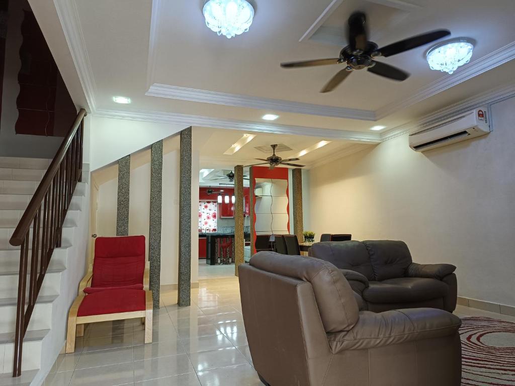 Elvy Homestay Saujana Rawang