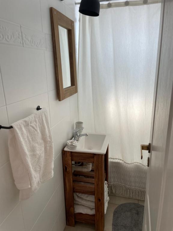 Alquilo departamento por dia. Zona castelar!!!