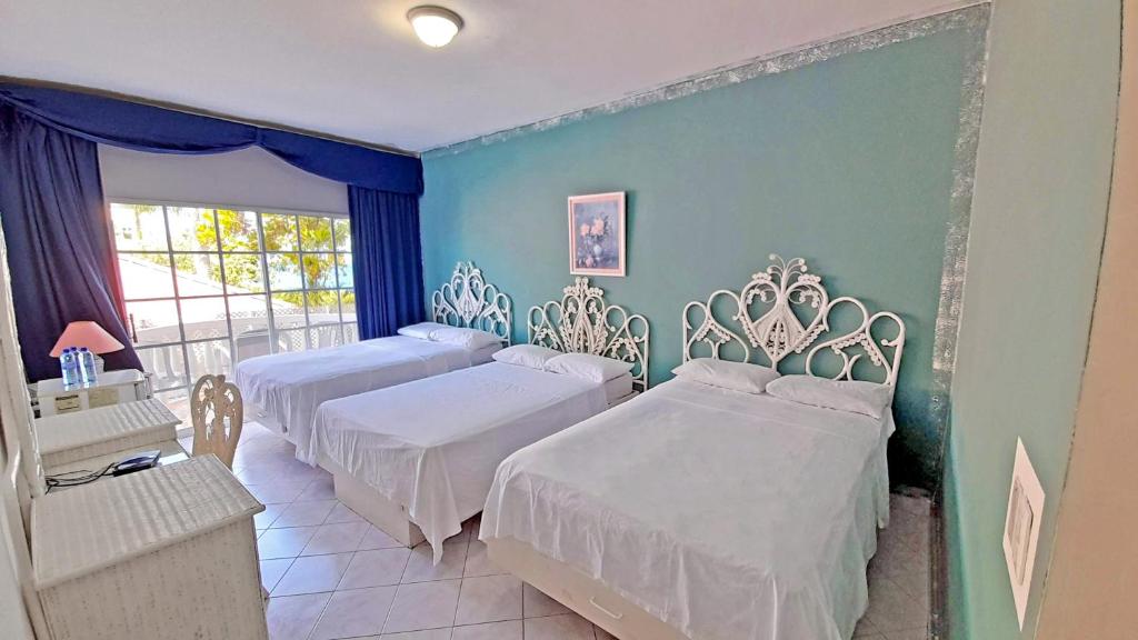 Piergiorgio Palace Hotel - Triple Room