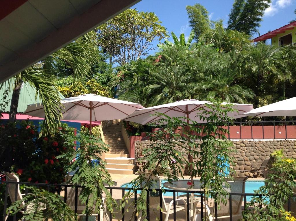 Zahrada ubytování Tamarindo Village Hotel