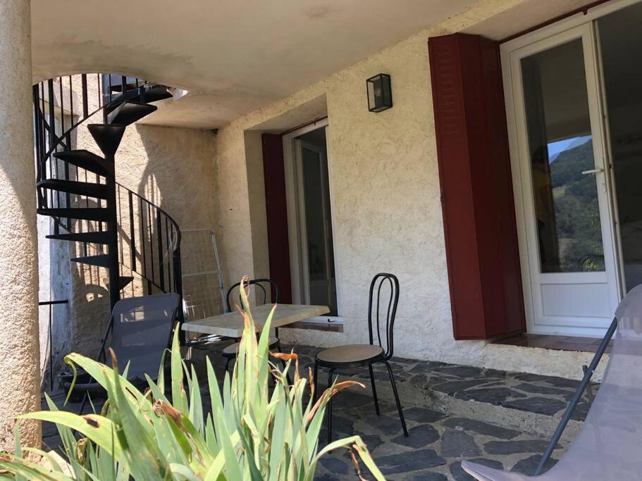 Balkón alebo terasa v ubytovaní Gîte Malgré tout
