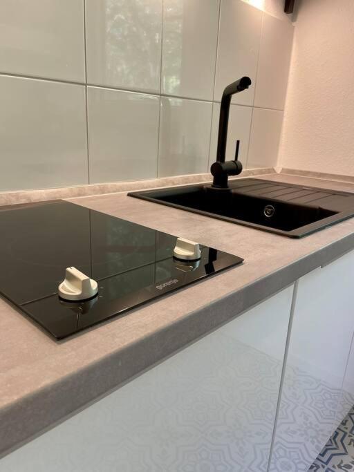Fotografie z fotogalerie ubytování West46 Apartment mit Netflix & Prime v destinaci Duisburg