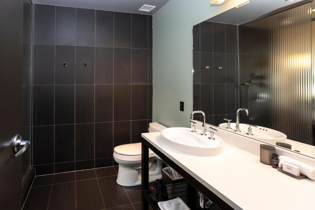 The Iron Horse Hotel - 