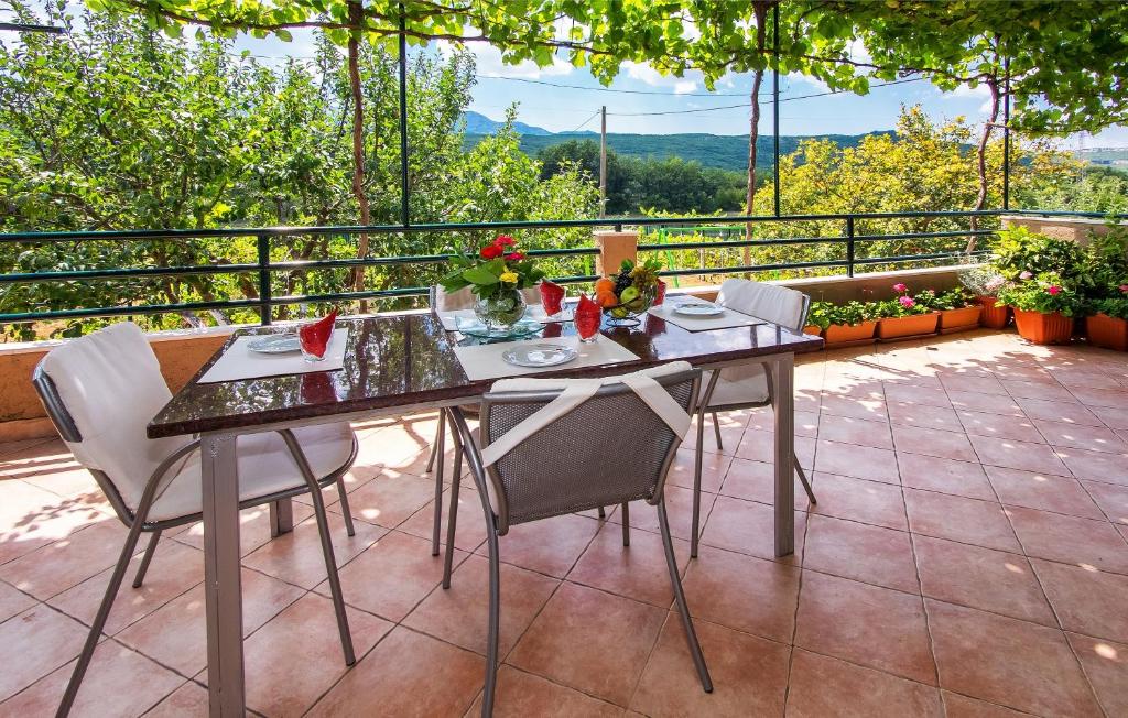 Fotografia z galérie ubytovania Family friendly house with a swimming pool Ercegovci, Zagora - 17595 v destinácii Vladović