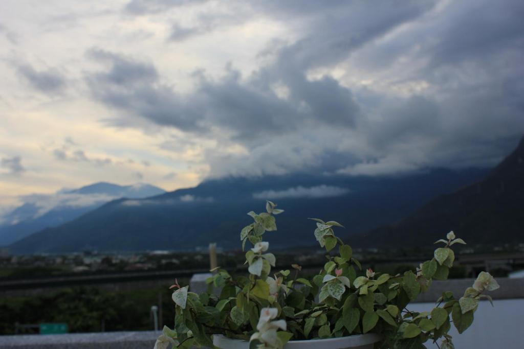 &#x5C71;&#x666F;&#x6216;&#x5F9E;B&amp;B&#x62CD;&#x7684;&#x5C71;&#x666F;