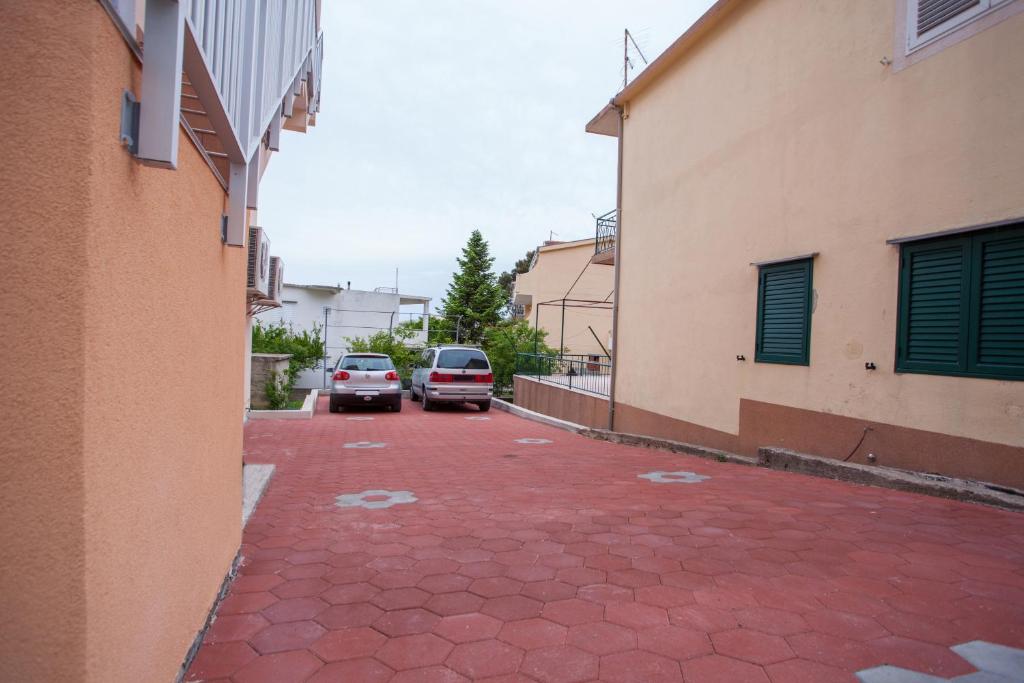 Fotografia z galérie ubytovania Apartments by the sea Baska Voda, Makarska - 17786 v destinácii Baška Voda