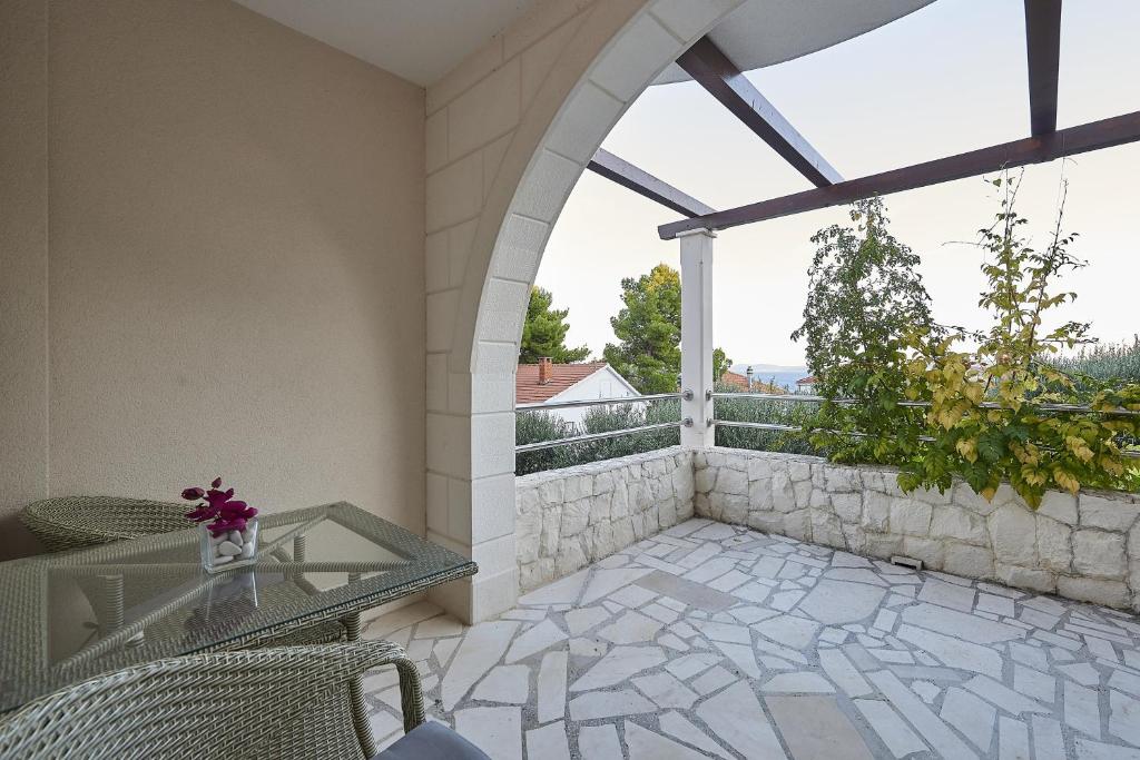 Apartment Mavarstica 17803a