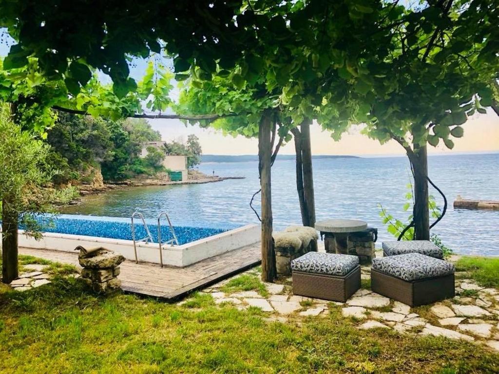 Fotografie z fotogalerie ubytování Family friendly apartments with a swimming pool Supetarska Draga - Gonar, Rab - 17860 v Rabu