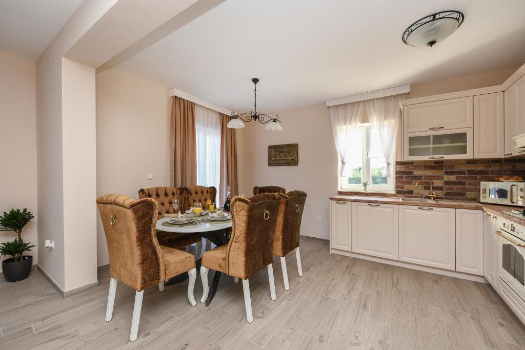 Fotografia z galérie ubytovania Family friendly house with a swimming pool Pridraga - Cuskijas, Novigrad - 17774 v destinácii Pridraga