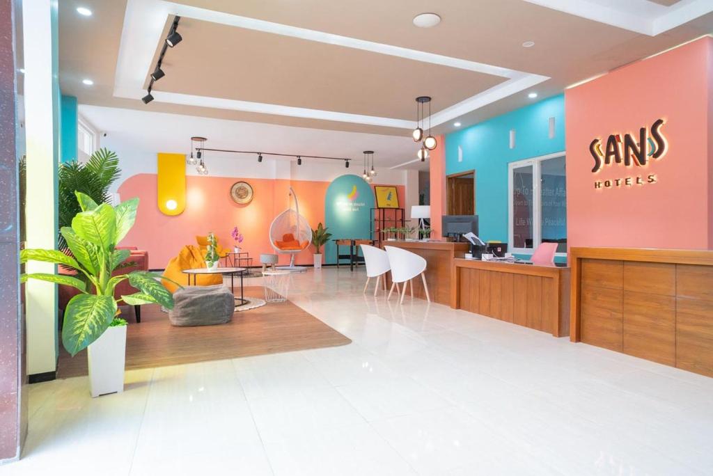 Restaurace v ubytování Sans Hotel Queen Batu
