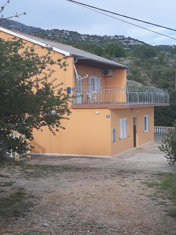 Fotografie z fotogalerie ubytování Apartments with a parking space Tribanj, Paklenica - 18136 v destinaci Starigrad-Paklenica