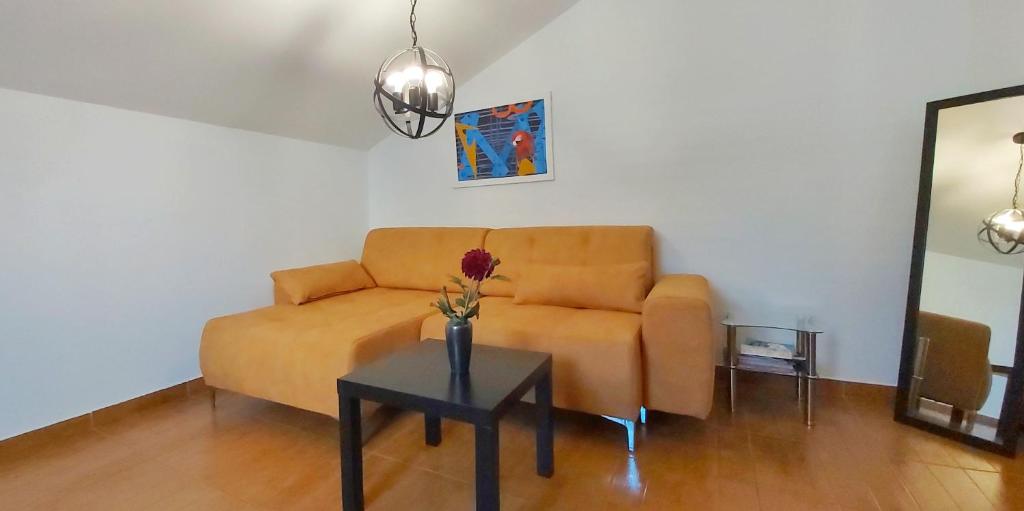 Fotografia z galérie ubytovania Apartments and rooms with parking space Dubrovnik - 18161 v Dubrovníku